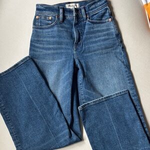 Madewell Straight-Leg Jeans in Medium Blue Wash